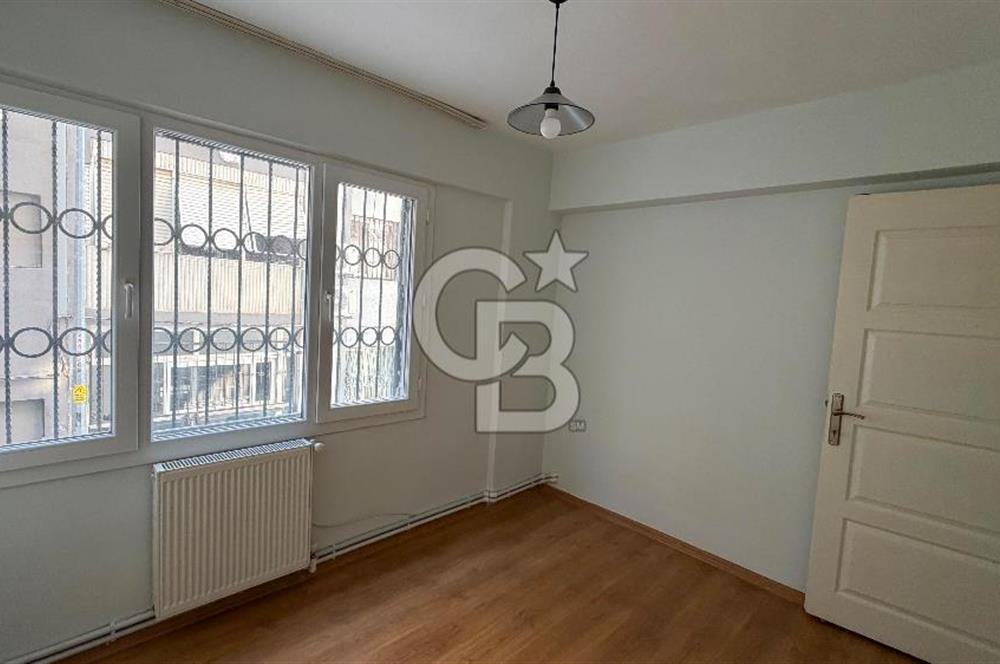 Karşıyaka Tersane Mah.’de Kiralık 3+1 Daire