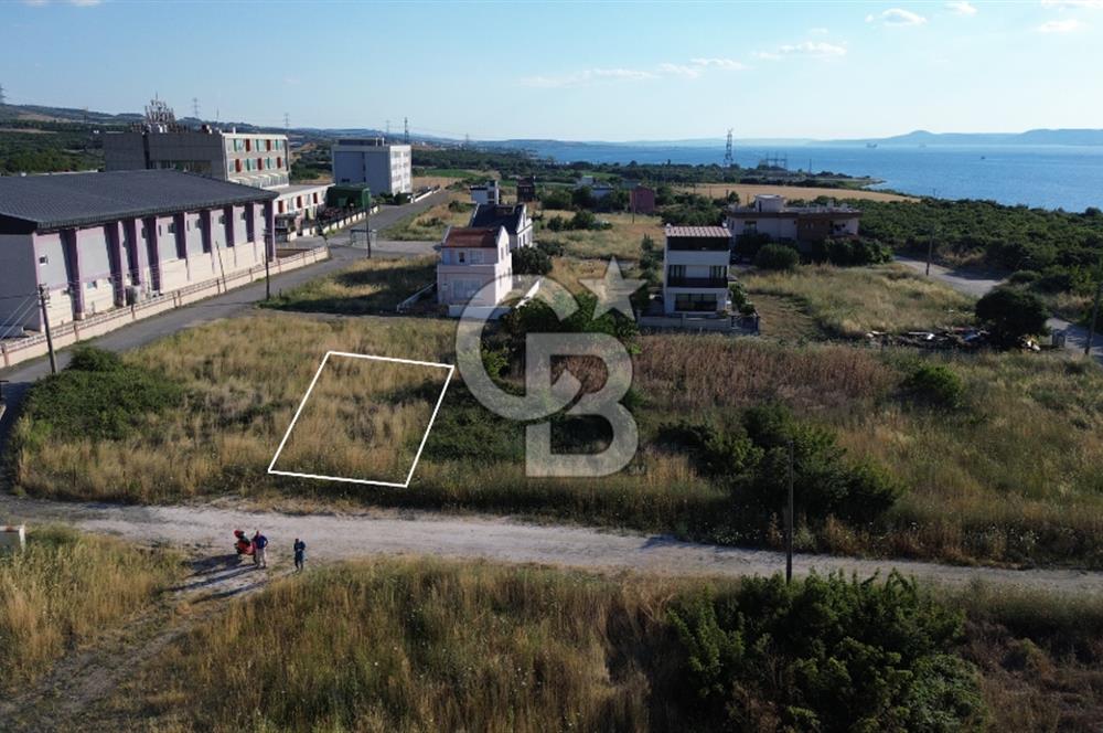 ÇANAKKALE LAPSEKİDE BOĞAZ VE KÖPRÜ MANZARALI VİLLA İMARLI ARSA