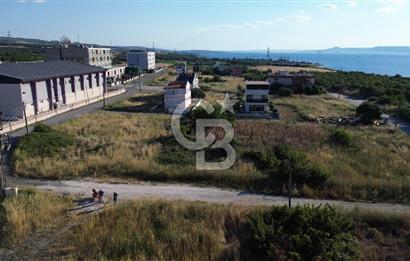ÇANAKKALE LAPSEKİDE BOĞAZ VE KÖPRÜ MANZARALI VİLLA İMARLI ARSA