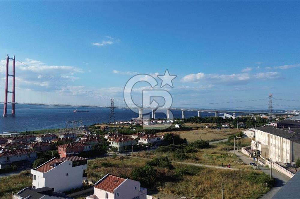 ÇANAKKALE LAPSEKİDE BOĞAZ VE KÖPRÜ MANZARALI VİLLA İMARLI ARSA