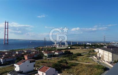 ÇANAKKALE LAPSEKİDE BOĞAZ VE KÖPRÜ MANZARALI VİLLA İMARLI ARSA