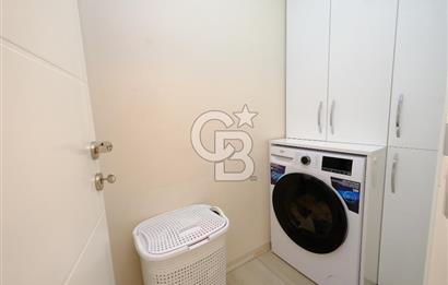 Özgür Park Sitesi'nde Podyum Park'a Yakın Teraslı 5+1 Satılık