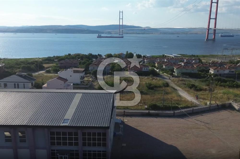 ÇANAKKALE LAPSEKİDE BOĞAZ VE KÖPRÜ MANZARALI VİLLA İMARLI ARSA