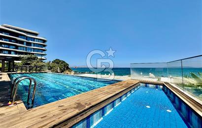 FOLKART ARDIÇ ÇEŞME ÖZEL PLAJI OLAN FULL DENİZ MANZARALI ULTRA LÜKS KİRALIK 2+1 DAİRE