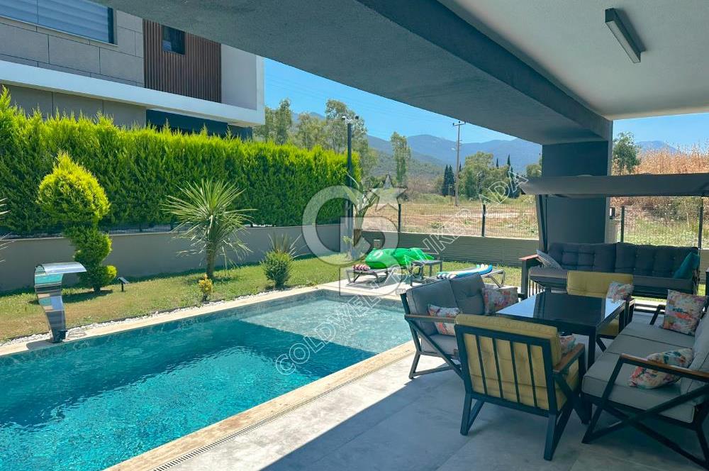 Kuşadası Güzelçamlı'da Özel Havuzlu, 3+1 Müstakil Villa