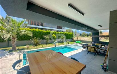 Kuşadası Güzelçamlı'da Özel Havuzlu, 3+1 Müstakil Villa