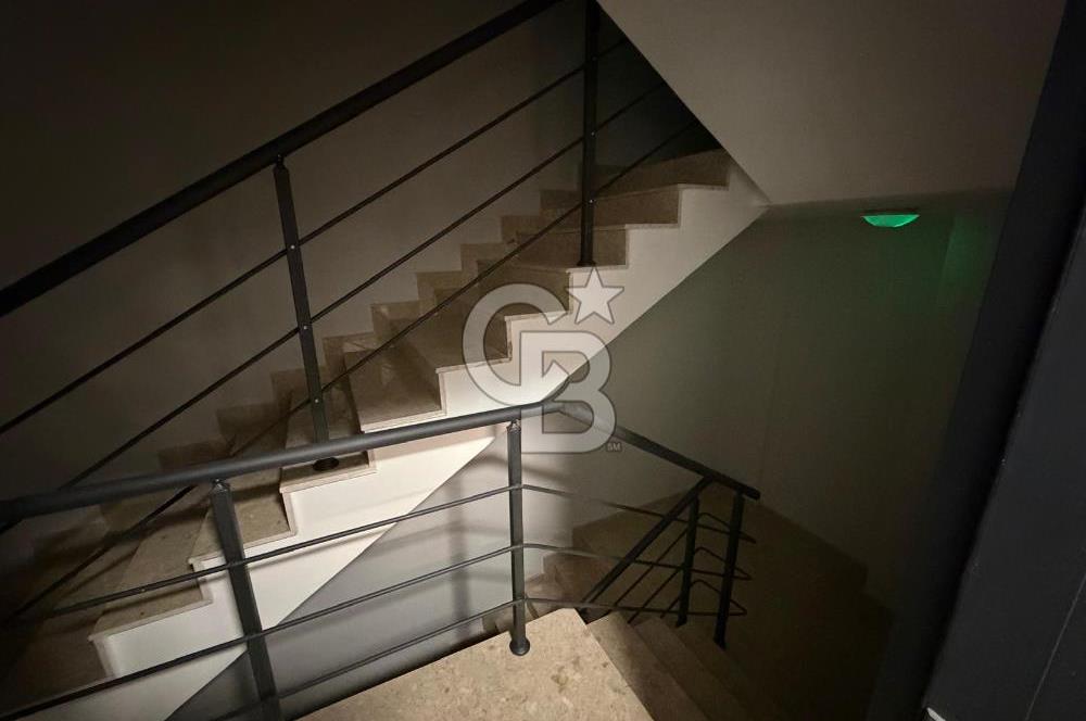 ÇANKAYA BULVAR BEYTEPE SİTESİNDE 181M² 4+1 ARA KAT SATILIK DAİRE