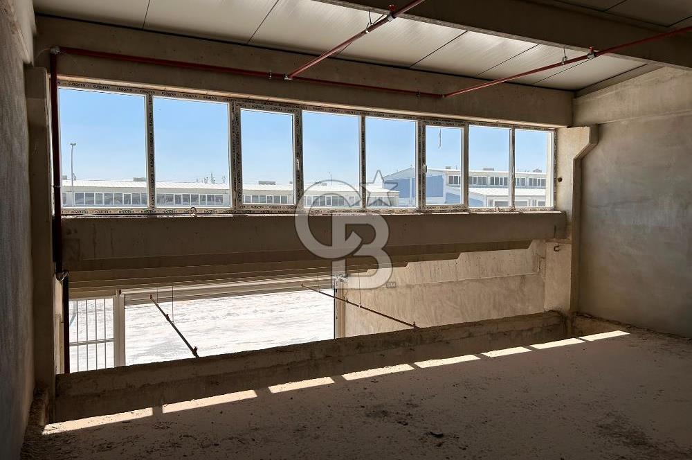 CB CITY'DEN ESSAN SANAYİ SİTESİNDE SATILIK 220 M² İŞYERİ 