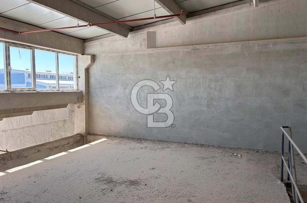 CB CITY'DEN ESSAN SANAYİ SİTESİNDE SATILIK 220 M² İŞYERİ 