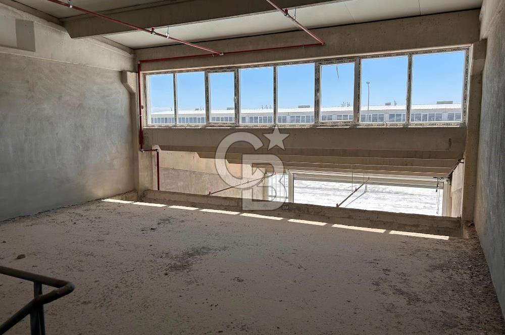 CB CITY'DEN ESSAN SANAYİ SİTESİNDE SATILIK 220 M² İŞYERİ 