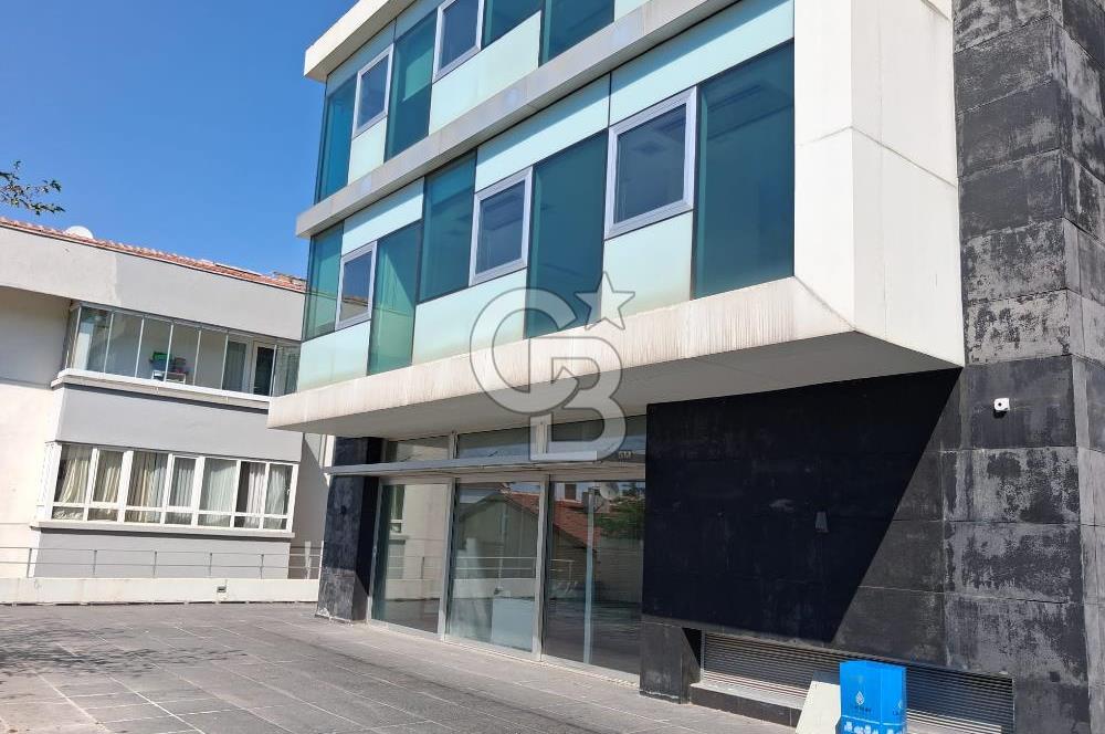 GAZİOSMANPAŞA'DA 1.700 m² KAPALI ALANLI KOMPLE KİRALIK BİNA