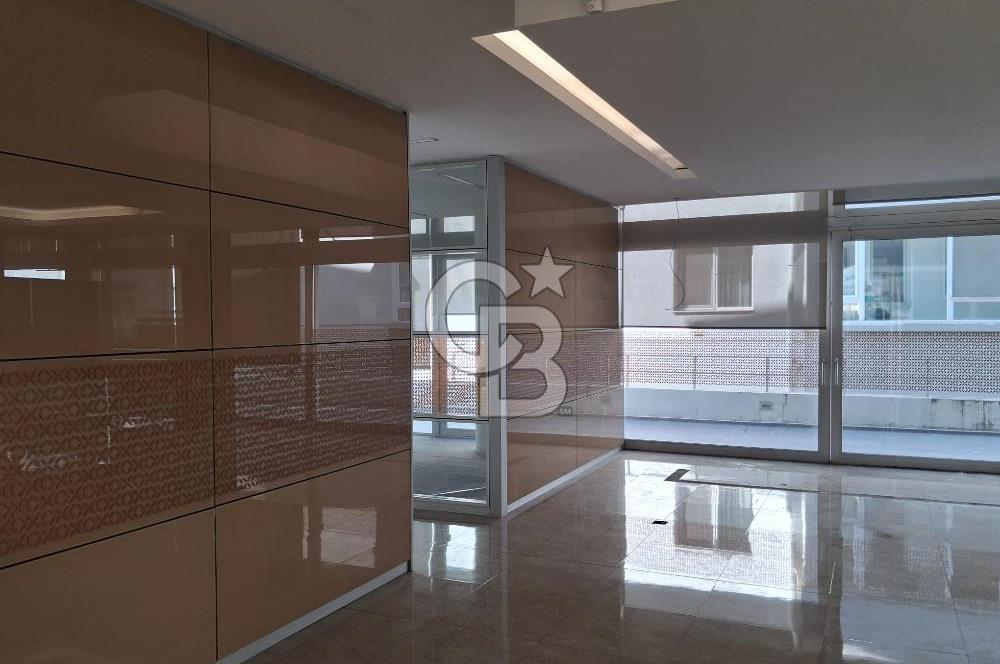 GAZİOSMANPAŞA'DA 1.700 m² KAPALI ALANLI KOMPLE KİRALIK BİNA