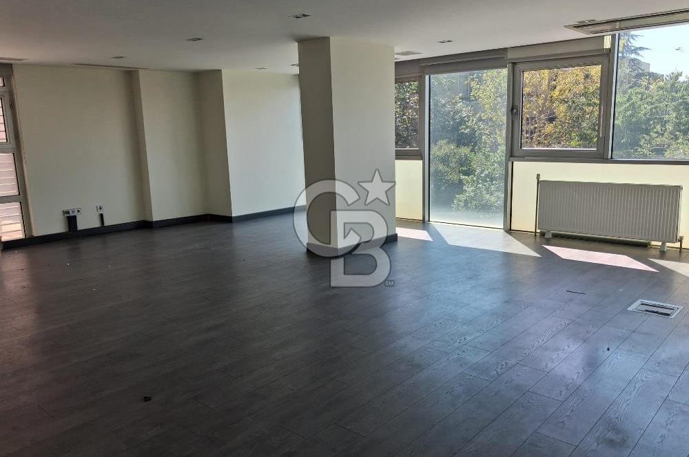 GAZİOSMANPAŞA'DA 1.700 m² KAPALI ALANLI KOMPLE KİRALIK BİNA