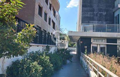 GAZİOSMANPAŞA'DA 1.700 m² KAPALI ALANLI KOMPLE KİRALIK BİNA