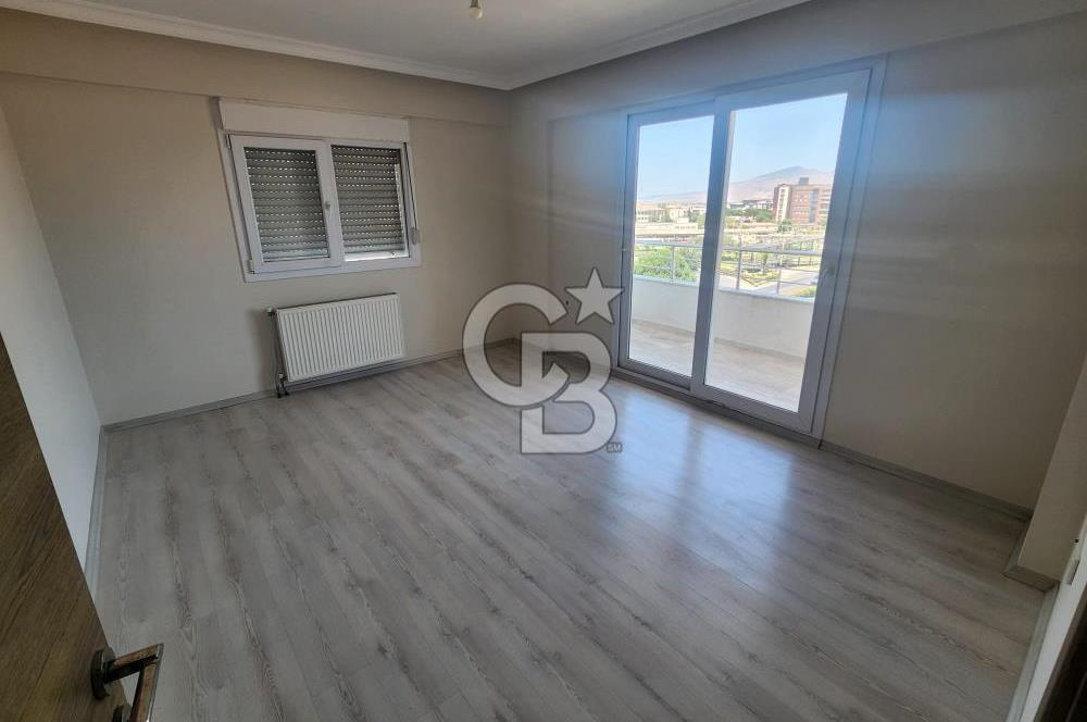 MENEMEN İSMET İNÖNÜ MAHALLESİ SİTE İÇİ ARA KAT KİRALIK 3+1 DAİRE