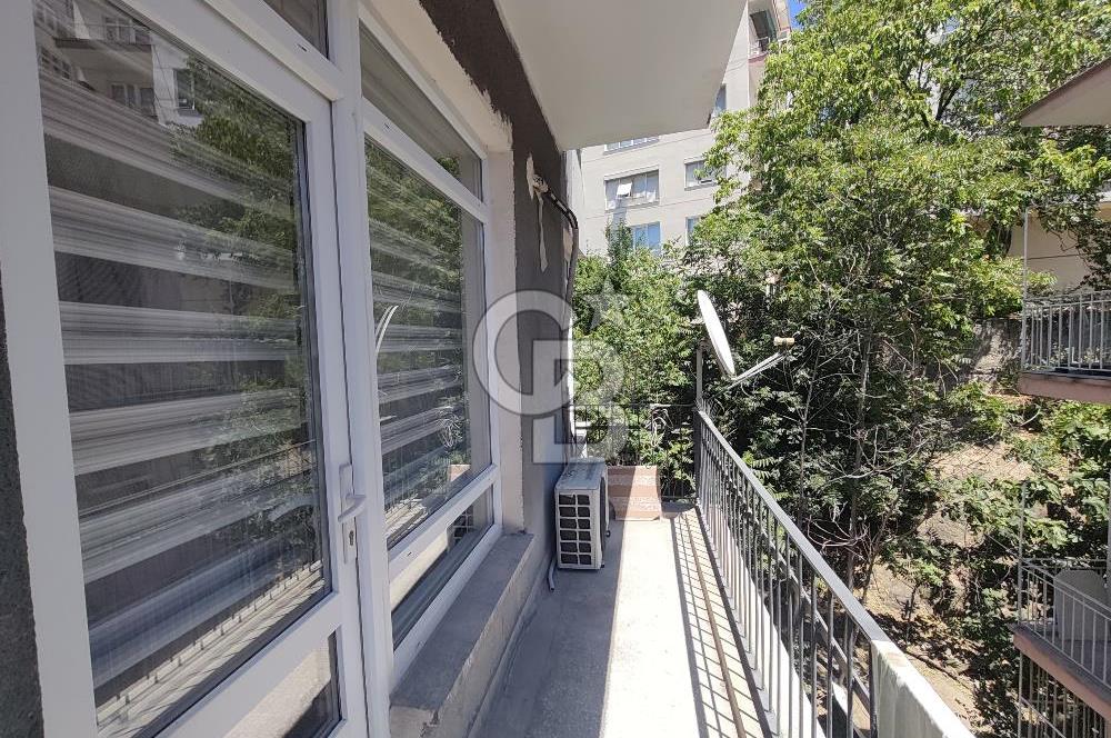 Bülbülderesi'nde, Yemyeşil Manzaralı, Yenilenmiş 3+1 Daire