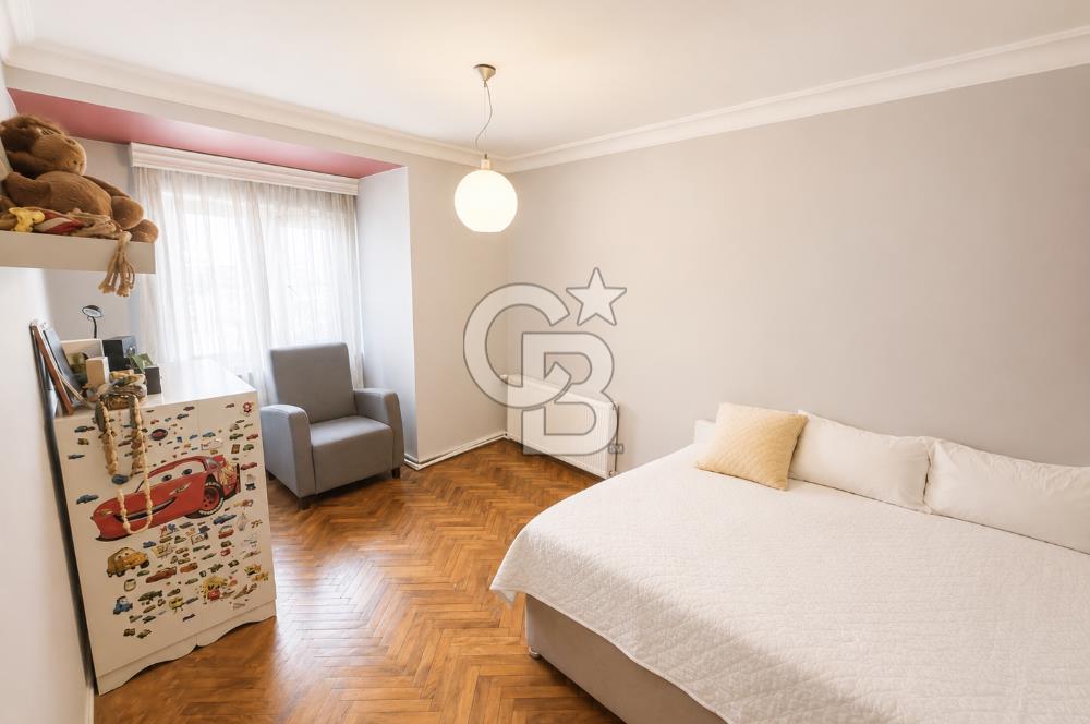 OLİMPİYAT KÖYÜNDE GENİŞ TERASLI MODERN 3+1 KISMİ EŞYALI SATILIK