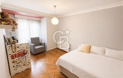 OLİMPİYAT KÖYÜNDE GENİŞ TERASLI MODERN 3+1 KISMİ EŞYALI SATILIK