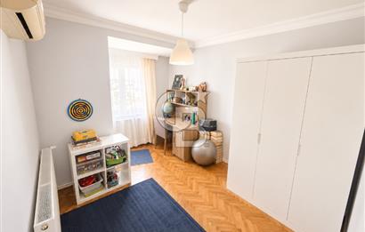 OLİMPİYAT KÖYÜNDE GENİŞ TERASLI MODERN 3+1 KISMİ EŞYALI SATILIK