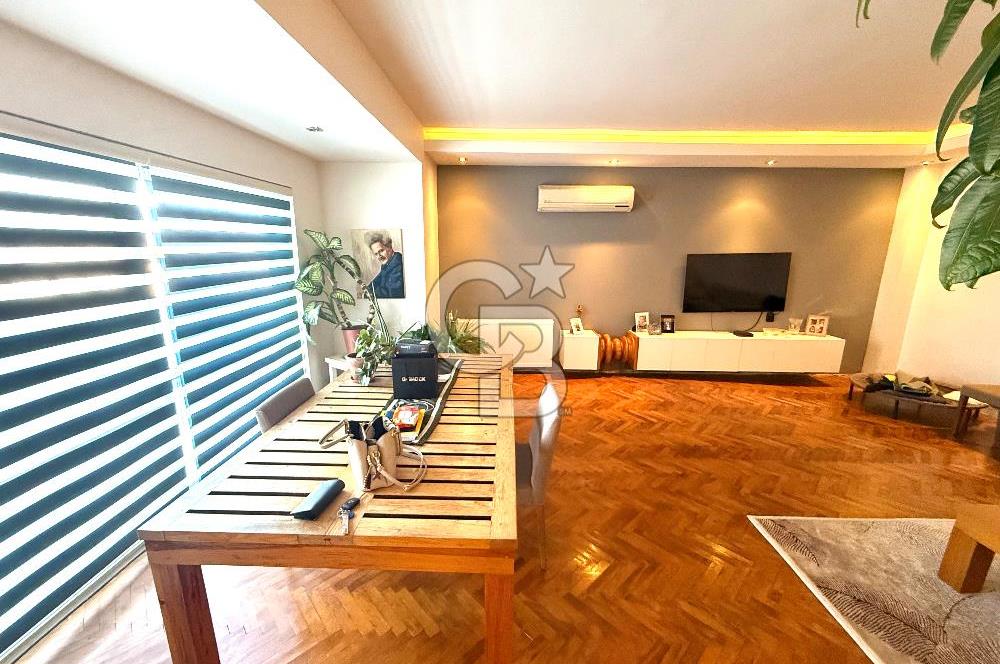 OLİMPİYAT KÖYÜNDE GENİŞ TERASLI MODERN 3+1 KISMİ EŞYALI SATILIK