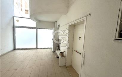 OLİMPİYAT KÖYÜNDE GENİŞ TERASLI MODERN 3+1 KISMİ EŞYALI SATILIK