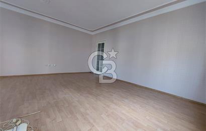 Cumhuriyet Mh.Site içi Kat Mülkiyetli Geniş 135m2 3+1 Daire