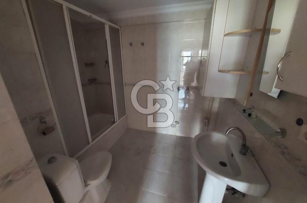 Cumhuriyet Mh.Site içi Kat Mülkiyetli Geniş 135m2 3+1 Daire
