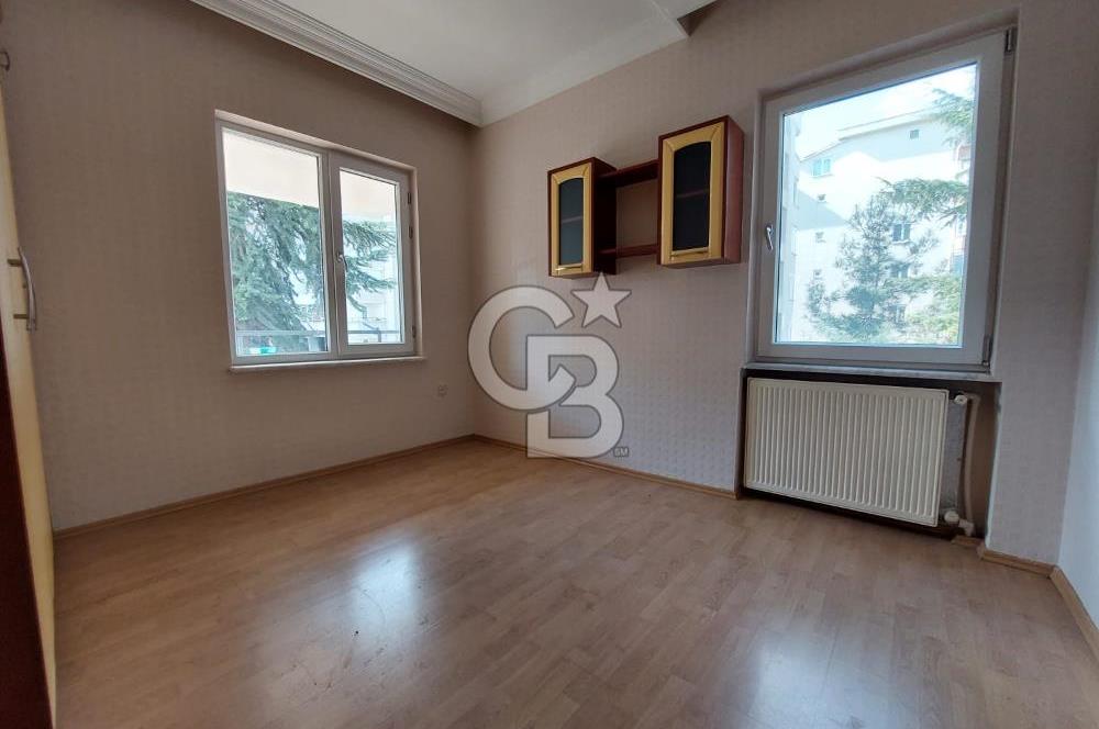 Cumhuriyet Mh.Site içi Kat Mülkiyetli Geniş 135m2 3+1 Daire