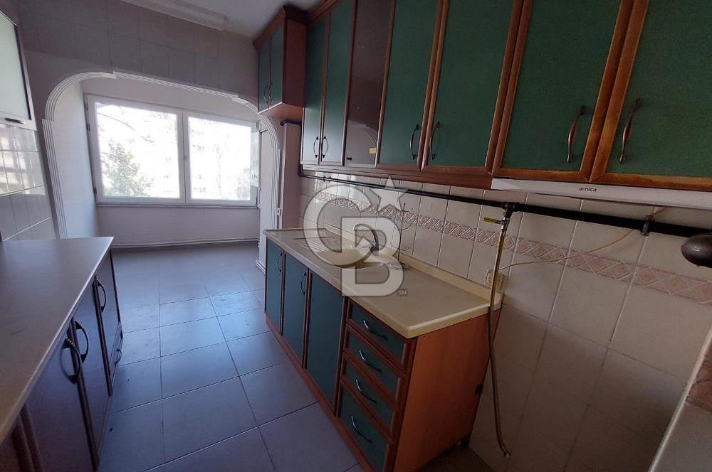 Cumhuriyet Mh.Site içi Kat Mülkiyetli Geniş 135m2 3+1 Daire