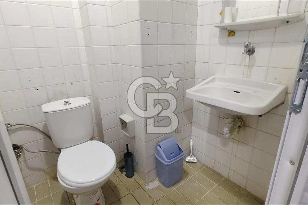 İzmir Gıda Çarşısında, Köşe Konum, 100 m² Kiralık Ticari İş Yeri