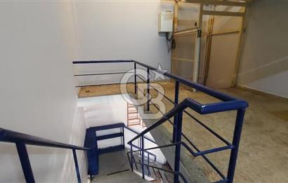 İzmir Gıda Çarşısında, Köşe Konum, 100 m² Kiralık Ticari İş Yeri