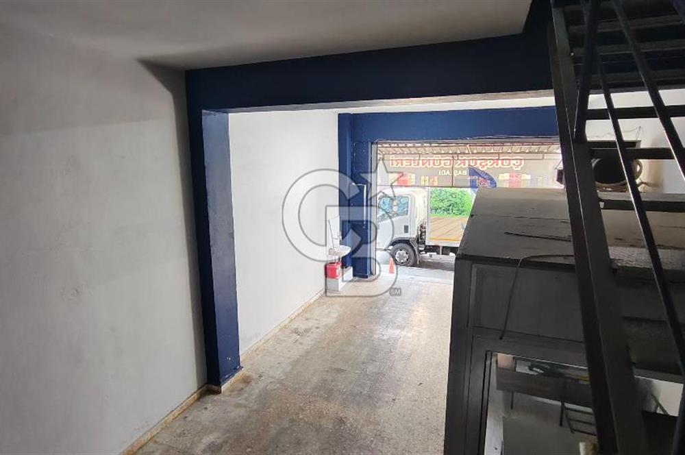 İzmir Gıda Çarşısında, Köşe Konum, 100 m² Kiralık Ticari İş Yeri