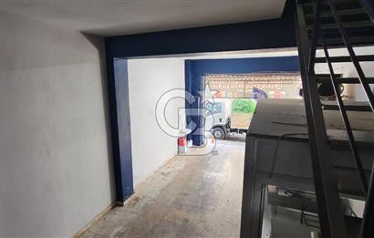 İzmir Gıda Çarşısında, Köşe Konum, 100 m² Kiralık Ticari İş Yeri