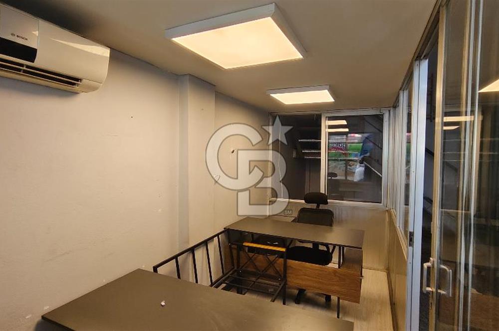 İzmir Gıda Çarşısında, Köşe Konum, 100 m² Kiralık Ticari İş Yeri