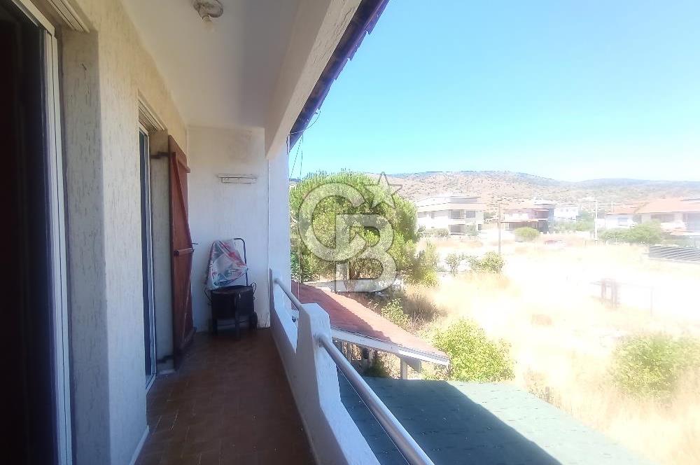 URLA GÜLBAHÇE SATILIK VILLA 