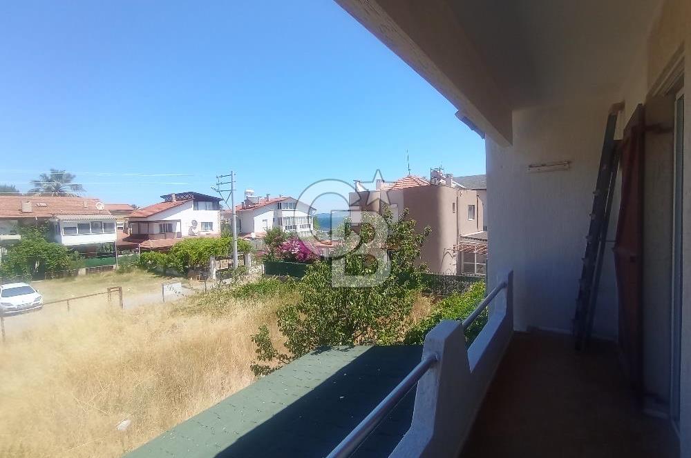 URLA GÜLBAHÇE SATILIK VILLA 