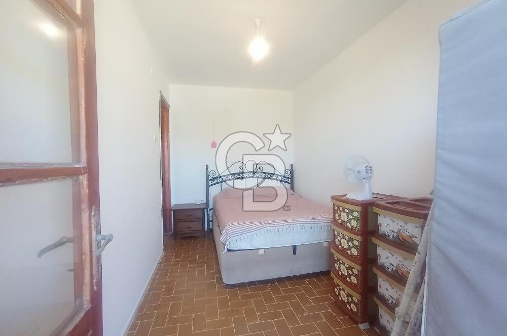URLA GÜLBAHÇE SATILIK VILLA 