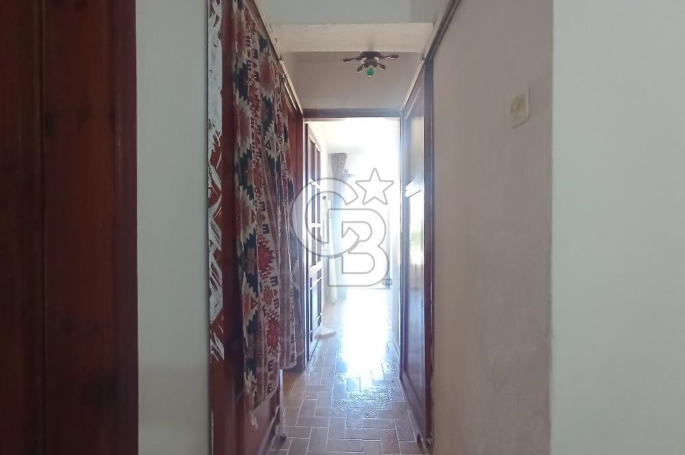 URLA GÜLBAHÇE SATILIK VILLA 