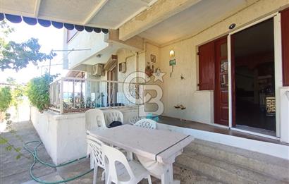 URLA GÜLBAHÇE SATILIK VILLA 