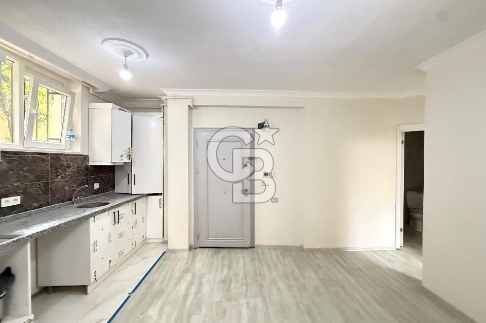 Ümraniye Armağanevler Mahallesi Satılık 1 + 1 Daire