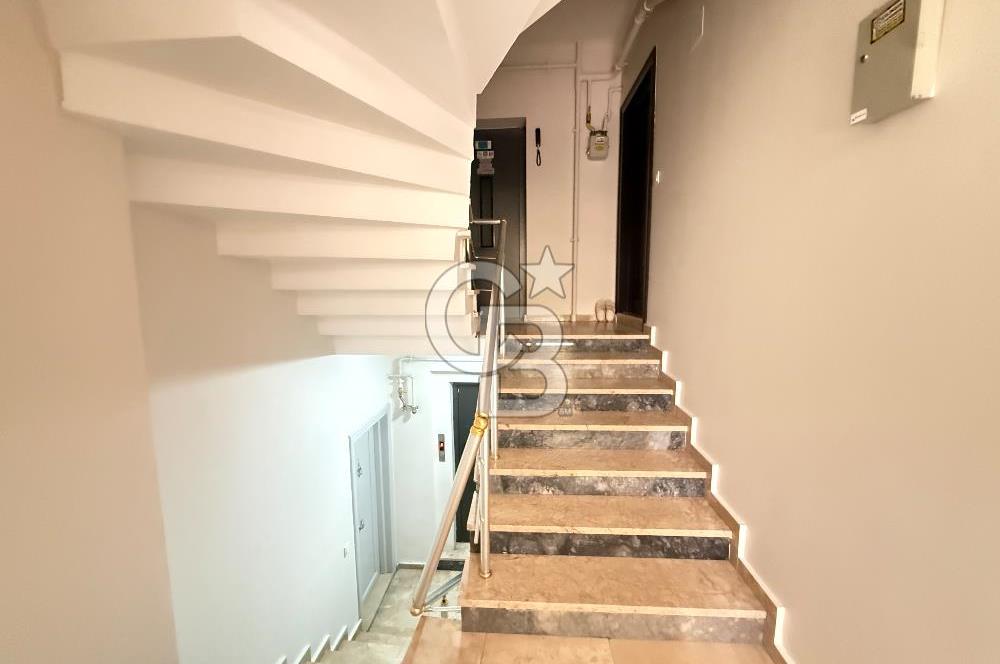 Ümraniye Armağanevler Mahallesi Satılık 1 + 1 Daire