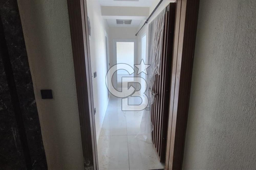 ALİAĞA KÜLTÜR MAHALLESİ CADDE ÜSTÜNDE İZBANA YAKIN SIFIR SATILIK 2+1 DAİRE