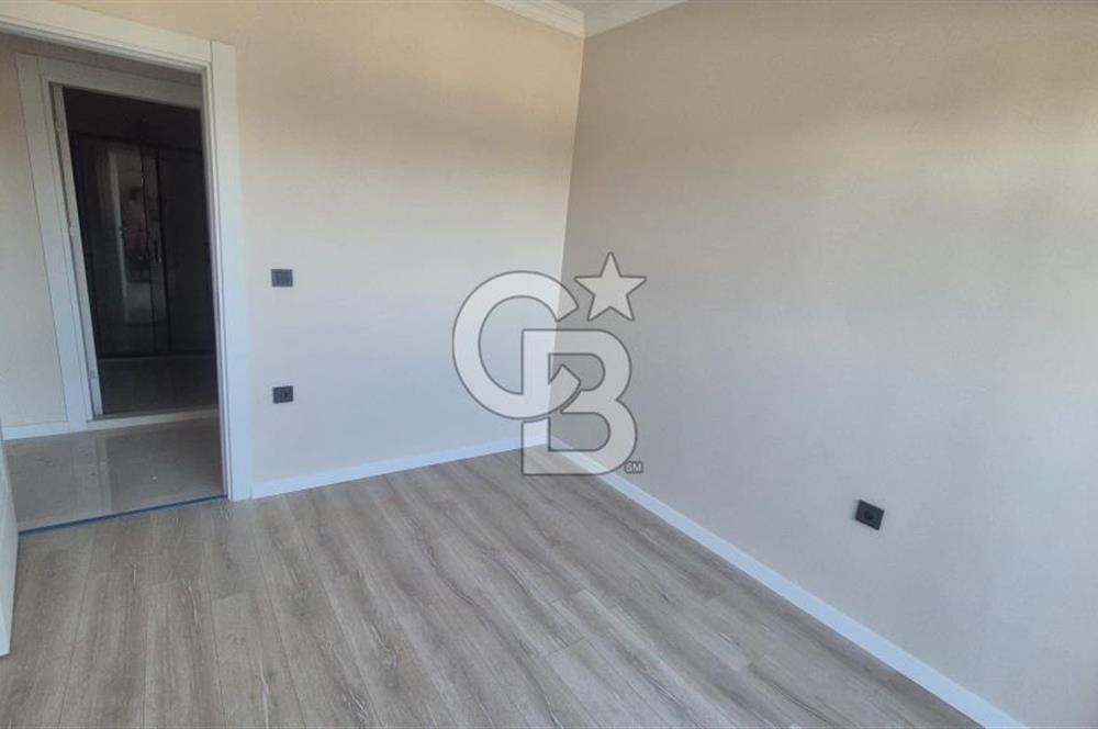 ALİAĞA KÜLTÜR MAHALLESİ CADDE ÜSTÜNDE İZBANA YAKIN SIFIR SATILIK 2+1 DAİRE