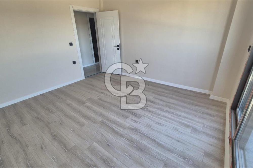 ALİAĞA KÜLTÜR MAHALLESİ CADDE ÜSTÜNDE İZBANA YAKIN SIFIR SATILIK 2+1 DAİRE