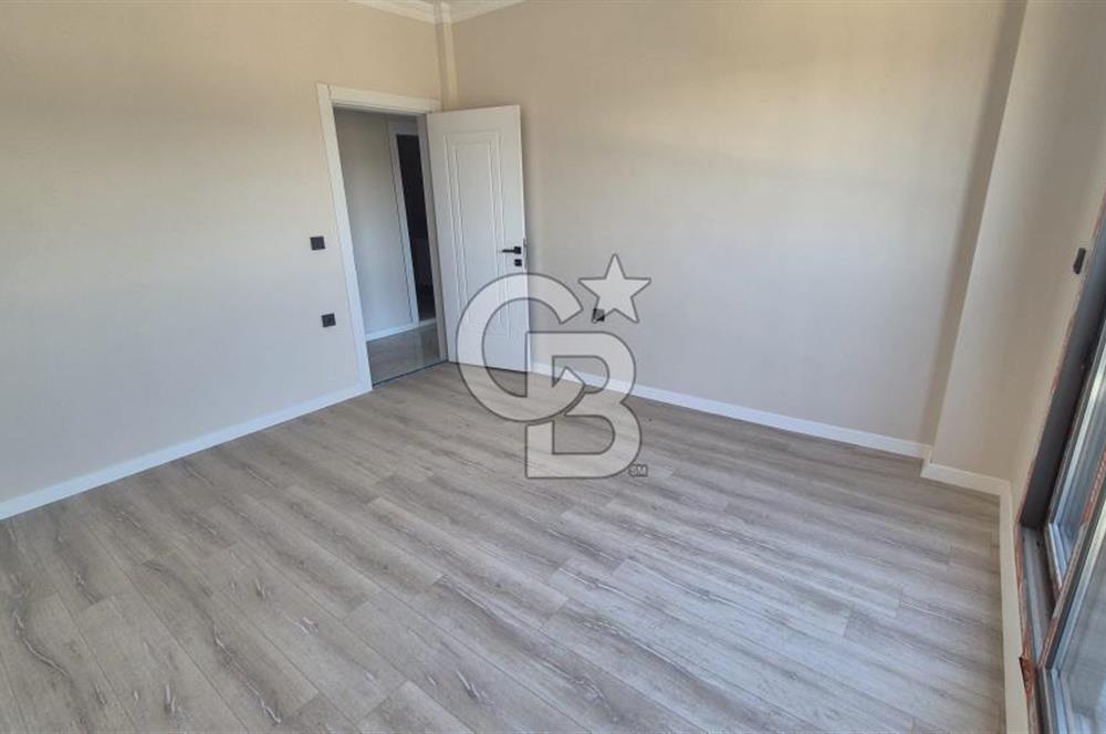 ALİAĞA KÜLTÜR MAHALLESİ CADDE ÜSTÜNDE İZBANA YAKIN SIFIR SATILIK 2+1 DAİRE