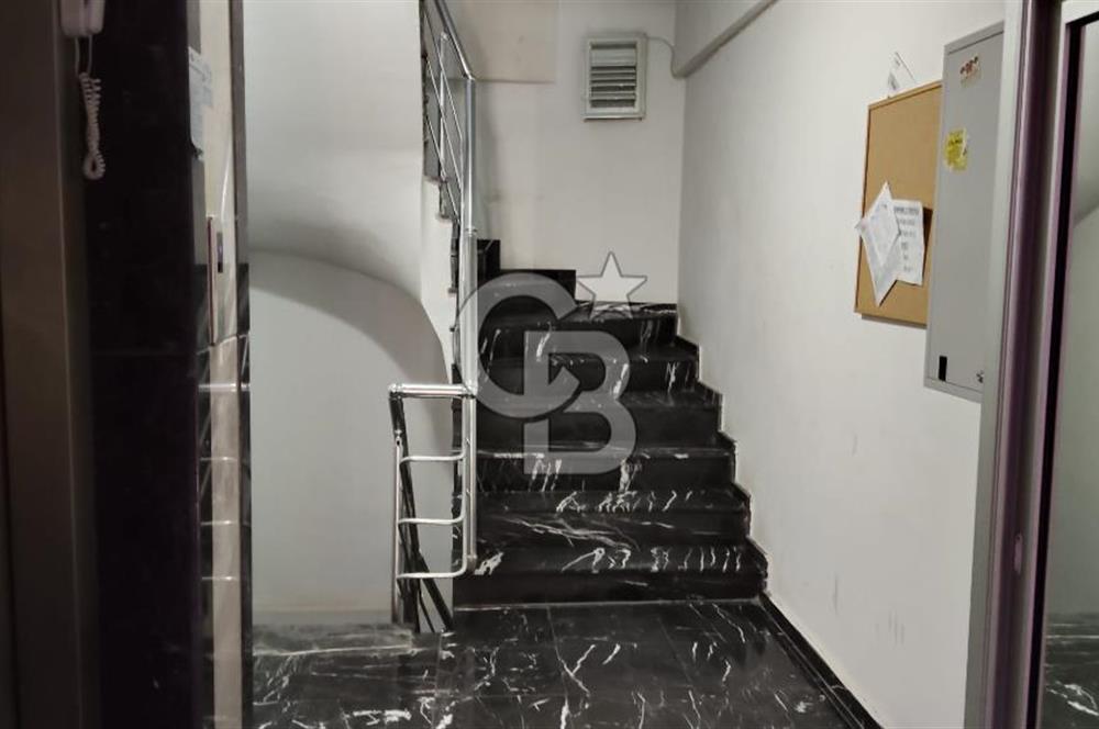 BORNOVA MERKEZDE KİRALIK 1+1 DAİRE EYSANPARK 2 EVLERİ