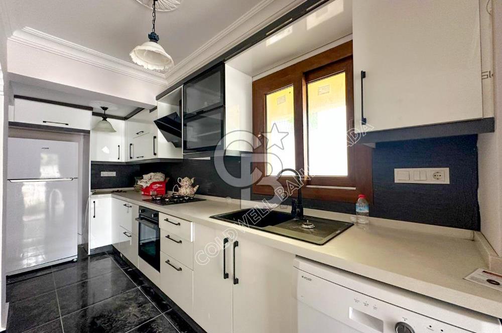 Kuşadası Kadınlar Denizi'nde Satılık 3+1 Deniz Manzaralı Villa