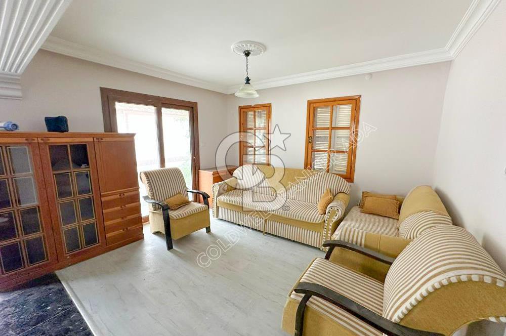 Kuşadası Kadınlar Denizi'nde Satılık 3+1 Deniz Manzaralı Villa