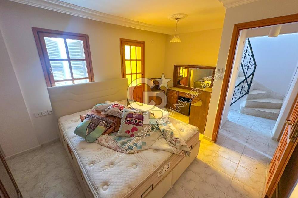 Kuşadası Kadınlar Denizi'nde Satılık 3+1 Deniz Manzaralı Villa