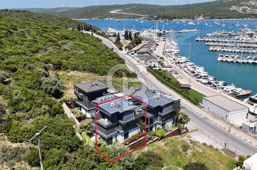 Teos Marina Karşısı 4 Katlı 3+1 Lüks Villa, Havuzlu, Manzaralı